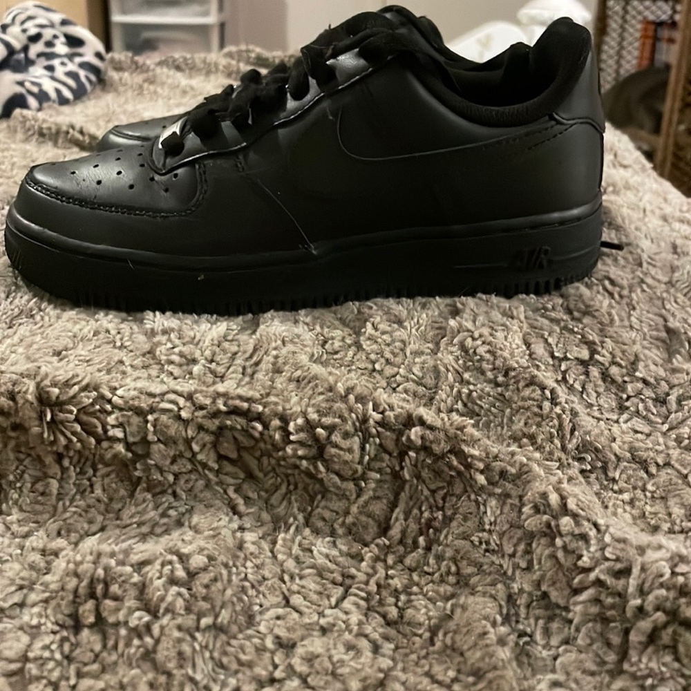 They are in good shape and condition worn 1.